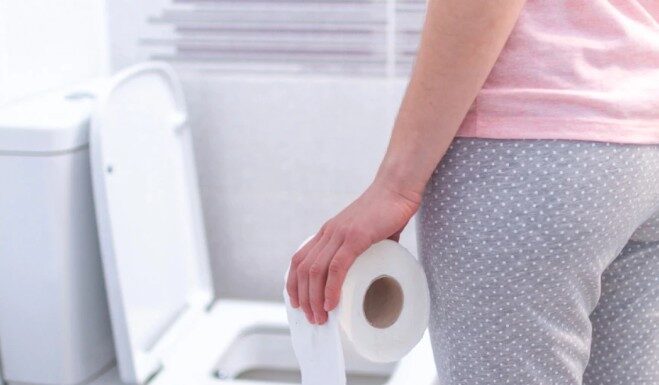 Hirurg upozorava na najveću grešku koju činimo u toaletu: “Trebalo bi da bude zabranjeno” Hirurg upozorava na najveću grešku koju činimo u toaletu: “Trebalo bi da bude zabranjeno”