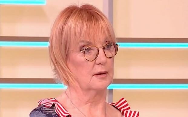 “Imala sam 9 ljubavnika pre prve bračne noći…” Sa prvim mužem je prošla pakao, a drugi njenim novcem kupovao auto kojim je vozio u Hitnu "Imala sam 9 ljubavnika pre prve bračne noći..." Sa prvim mužem je prošla pakao, a drugi njenim novcem kupovao auto kojim je vozio u Hitnu