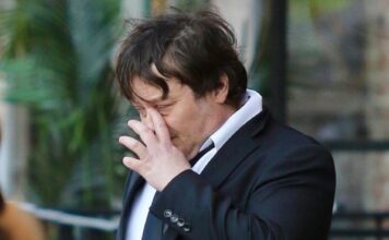 Imao sam 15 godina, a ona 28 kada smo otpočeli romansu, niko mi nije rekao da je to loše za mene: Uništila mi je život na samom početku Imao sam 15 godina, a ona 28 kada smo otpočeli romansu, niko mi nije rekao da je to loše za mene: Uništila mi je život na samom početku