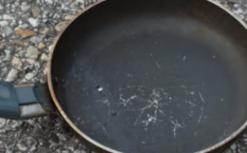 Izgrebana tava će biti kao nova: Sve što vam treba je 1 proizvod koji svi imaju u svojoj kuhinji! Izgrebana tava će biti kao nova: Sve što vam treba je 1 proizvod koji svi imaju u svojoj kuhinji!