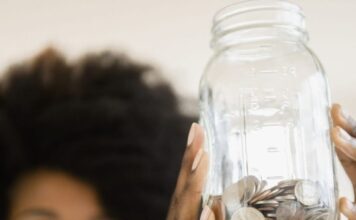 JAPANCI OVAKO ŠTEDE PARE VIŠE OD 100 GODINA : Vrlo Je Jednostavno, A Sačuvaće Vam Gomilu Novca JAPANCI OVAKO ŠTEDE PARE VIŠE OD 100 GODINA : Vrlo Je Jednostavno, A Sačuvaće Vam Gomilu Novca