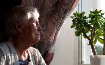 Kako izbeći siromaštvo do 70. godine: Ovako ćete dočekati starost u miru i bez brige Kako izbeći siromaštvo do 70. godine: Ovako ćete dočekati starost u miru i bez brige