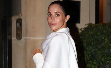 Kažu da je Megan Markl upravo pokazala svoju najsuroviju stranu koju je dugo skrivala: Njen otac moćnoj ženi poslao vapaj sa pomoć, sve izašlo na videlo Kažu da je Megan Markl upravo pokazala svoju najsuroviju stranu koju je dugo skrivala: Njen otac moćnoj ženi poslao vapaj sa pomoć, sve izašlo na videlo