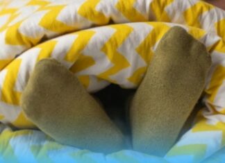 Ko ne smije da spava u čarapama Ako imate ovu dijagnozu, nemojte to raditi Ko ne smije da spava u čarapama Ako imate ovu dijagnozu, nemojte to raditi