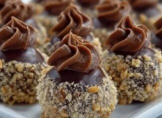 “Konačno sam otkrila novu omiljenu poslasticu moje djece: Neodoljivo ukusna gnijezda od lješnjaka… “Konačno sam otkrila novu omiljenu poslasticu moje djece: Neodoljivo ukusna gnijezda od lješnjaka…