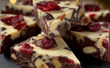 KONAČNO SAM OTKRILA TAJNU OVIH ČOKOLADNI TRUGLIĆA…Ukusan desert za vrlo kratko vrijeme… KONAČNO SAM OTKRILA TAJNU OVIH ČOKOLADNI TRUGLIĆA…Ukusan desert za vrlo kratko vrijeme…