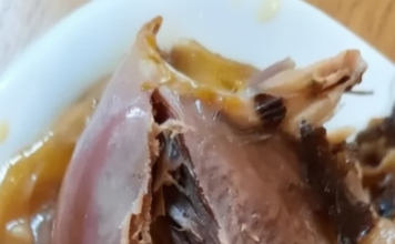 KUPILA PILE U PRODAVNICI, A KAD GA JE RAZREZALA NIJE MOGLA SEBI DOĆI: ŠTA JE OVO? KUPILA PILE U PRODAVNICI, A KAD GA JE RAZREZALA NIJE MOGLA SEBI DOĆI: ŠTA JE OVO?