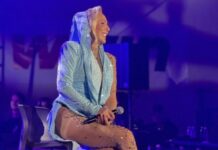 Lepa Brena napravila spektakl u Banjaluci: Poslala posebnu poruku mladima (VIDEO) Lepa Brena napravila spektakl u Banjaluci: Poslala posebnu poruku mladima (VIDEO)