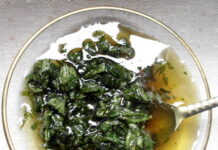 MED I KOPRIVA: Samo 2 kašike dnevno! Leči anemiju, migrenu, žuč, jetru, poremećaj sna – (RECEPT) MED I KOPRIVA: Samo 2 kašike dnevno! Leči anemiju, migrenu, žuč, jetru, poremećaj sna – (RECEPT)