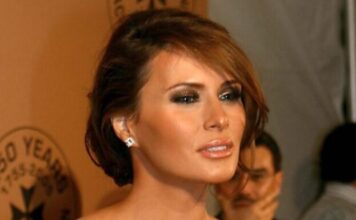 Melanija Tramp U BlKlNlJU lZGLEDA KA0 B0GlNJA, ima 54 a zgodnija od duplo mlađih cura: Kune se u 1 vežbu za savršene obline… Melanija Tramp U BlKlNlJU lZGLEDA KA0 B0GlNJA, ima 54 a zgodnija od duplo mlađih cura: Kune se u 1 vežbu za savršene obline…