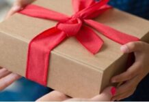 Mladenci iz Mostara se šokirali poklonom koji su dobili od kuma: Ceo Balkan bruji o urnebesnoj sceni (VIDEO) Mladenci iz Mostara se šokirali poklonom koji su dobili od kuma: Ceo Balkan bruji o urnebesnoj sceni (VIDEO)