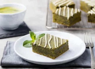 NEODOLJIVI KOLAČ SA PISTAĆIMA Osvežavajući desert kao osmišljen za proleće, bićete oduševljeni NEODOLJIVI KOLAČ SA PISTAĆIMA Osvežavajući desert kao osmišljen za proleće, bićete oduševljeni