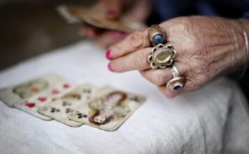 Neviđena sreća na pomolu: Ova 3 horoskopska znaka očekuje bogatstvo iz snova – novac stiže sa svih strana u vrećama Neviđena sreća na pomolu: Ova 3 horoskopska znaka očekuje bogatstvo iz snova – novac stiže sa svih strana u vrećama