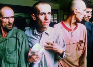 Od Auschwitza do Dretelja: Istinite priče o preživljavanju koncentracionog logora u bosanskom ratu Od Auschwitza do Dretelja: Istinite priče o preživljavanju koncentracionog logora u bosanskom ratu