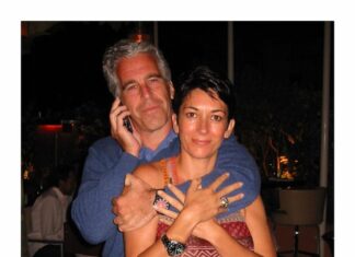 “Oralno sam zadovoljavala Džordža Klunija u kupatilu: Krv mu je od besa proključala kad je pročitao u novinama” "Oralno sam zadovoljavala Džordža Klunija u kupatilu: Krv mu je od besa proključala kad je pročitao u novinama"