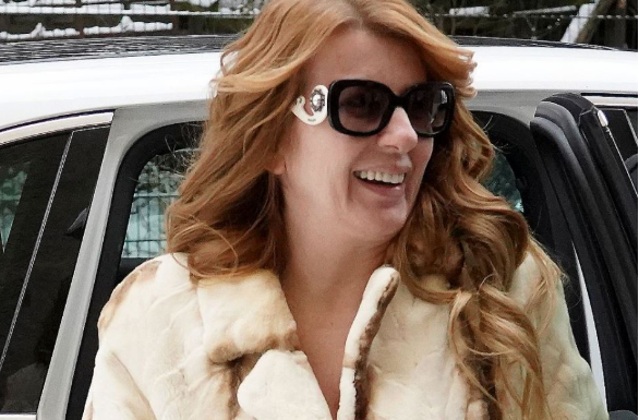 Otac je jurio po Beogradu kad je čuo da se u 18. viđa s čovekom koji je već bio u braku: Postali moćan par, a njen odnos s pastorkom ostavlja bez teksta Otac je jurio po Beogradu kad je čuo da se u 18. viđa s čovekom koji je već bio u braku: Postali moćan par, a njen odnos s pastorkom ostavlja bez teksta