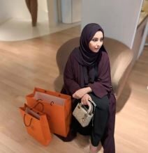 Ovako živi najpoznatija domaćica iz Dubaija: Udala se za milionera, svaki dan dobija džeparac od 70.000 evra, ali ako ne ispuni ovaj uslov sve pada u vodu Ovako živi najpoznatija domaćica iz Dubaija: Udala se za milionera, svaki dan dobija džeparac od 70.000 evra, ali ako ne ispuni ovaj uslov sve pada u vodu