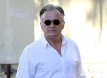 Ovi naši poznati frajeri su presadili kosu: Njegova transformacija sve šokirala, bivši Cecin dečko se neverovatno podmladio, a on ne priča o intervenciji Ovi naši poznati frajeri su presadili kosu: Njegova transformacija sve šokirala, bivši Cecin dečko se neverovatno podmladio, a on ne priča o intervenciji