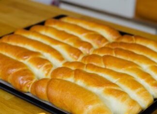 PEKARSKE KIFLE BEZ JAJA, MARGARINA I MLIJEKA PEKARSKE KIFLE BEZ JAJA, MARGARINA I MLIJEKA