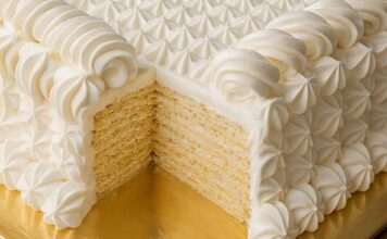 POSNA BELA TORTA: Pravi se lako, ukusna kao MRSNA, svi će vam TRAŽITI recept. POSNA BELA TORTA: Pravi se lako, ukusna kao MRSNA, svi će vam TRAŽITI recept.