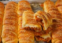 Posno pecivo iz rerne: Puno je sočnog nadeva i mekano kao pamuk Posno pecivo iz rerne: Puno je sočnog nadeva i mekano kao pamuk