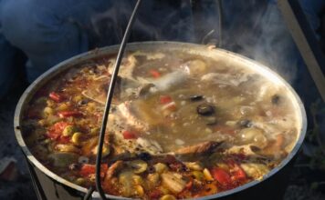 Recept koji se čuva vekovima: Svetogorska riblja čorba savršena za posne dane Recept koji se čuva vekovima: Svetogorska riblja čorba savršena za posne dane