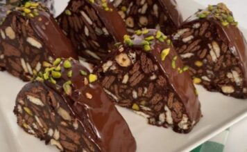 Recept za Piramidalnu tortu spremnu za 10 minuta. Recept za Piramidalnu tortu spremnu za 10 minuta.