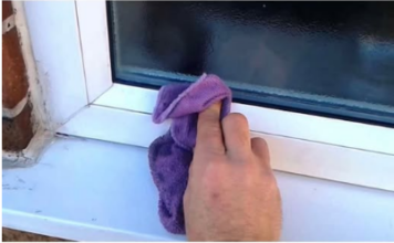 SAMO ISKUSNE DOMAĆICE ZNAJU DA SE PVC VRATA ČISTE UZ POMOĆ OVE VOĆKE: Oribaće svu MASNOĆU i FLEKE za tren oka SAMO ISKUSNE DOMAĆICE ZNAJU DA SE PVC VRATA ČISTE UZ POMOĆ OVE VOĆKE: Oribaće svu MASNOĆU i FLEKE za tren oka