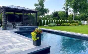 Spilberg nikada nije snimio film sa Benom Aflekom: Kad je čuo šta je radio sa njegovim sinom kod bazena, odmah ga otpisao Spilberg nikada nije snimio film sa Benom Aflekom: Kad je čuo šta je radio sa njegovim sinom kod bazena, odmah ga otpisao