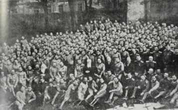 Varao narod na osnovu očevog imena, skidao se go, pregazio dete i nije odgovarao, a ljubavnice ga jurile: On je bio najbahatiji sin našeg političara Varao narod na osnovu očevog imena, skidao se go, pregazio dete i nije odgovarao, a ljubavnice ga jurile: On je bio najbahatiji sin našeg političara