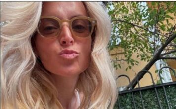 Veza sa bivšim dečkom Aleksandre Radović nije njen najveći skandal: Iako je retko govorila o privatnom životu, njena dela govorila su umesto nje Veza sa bivšim dečkom Aleksandre Radović nije njen najveći skandal: Iako je retko govorila o privatnom životu, njena dela govorila su umesto nje