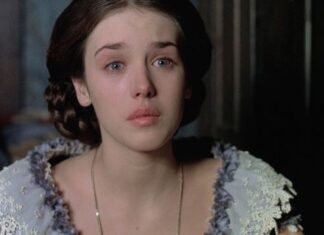 Zvala je da mu kaže da je trudna, on joj spustio slušalicu: Pravdao se boravkom u duševnoj bolnici, prepiska najlepšeg para ’90-tih bila je mučna Zvala je da mu kaže da je trudna, on joj spustio slušalicu: Pravdao se boravkom u duševnoj bolnici, prepiska najlepšeg para '90-tih bila je mučna