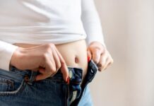 3 modna saveta kako sakriti višak na stomaku: Daju najbolje rezultate i neverovatan vizuelni efekat 3 modna saveta kako sakriti višak na stomaku: Daju najbolje rezultate i neverovatan vizuelni efekat