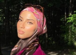 Arapkinje i posle 50. godine imaju lice kao devojke, borama ni traga: Bake ih naučile da prave serum od kog koža blista Arapkinje i posle 50. godine imaju lice kao devojke, borama ni traga: Bake ih naučile da prave serum od kog koža blista