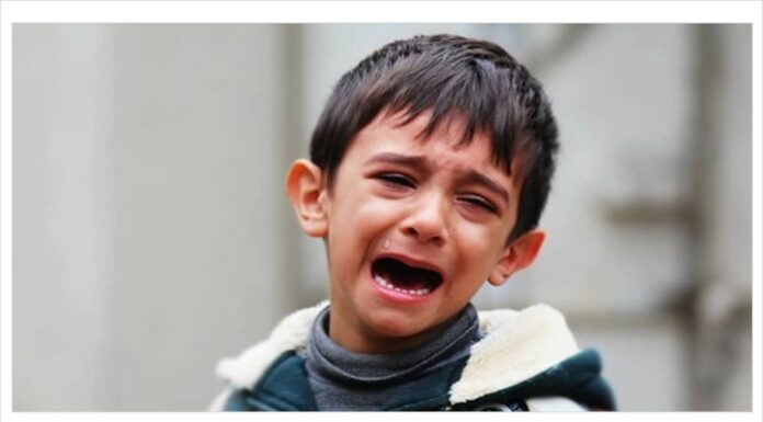 DJEČAK SE ŽALIO NA BOLOVE U GRLU: Kada je vidio šta je unutra, ljekar pao u nesvijest! DJEČAK SE ŽALIO NA BOLOVE U GRLU: Kada je vidio šta je unutra, ljekar pao u nesvijest!