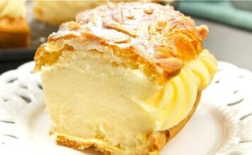 🍰 FRANCUSKI DESERT U KOJI ĆETE SE ZALJUBITI! 😍✨ Lagano, puterasto tijesto punjeno bogatom pralin kremom – prava poslastica za uživanje! 🤤