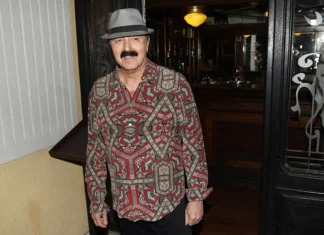 Haris Džinović ima novu partnericu, mlađa je od njega 20 godina Haris Džinović ima novu partnericu, mlađa je od njega 20 godina