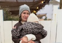 “Hranila sam se zdravo, bila aktivna fizički, a onda mi je u 36. godini otkriven rak: Moj doktor je prevideo 1 simptom misleći da su hemoroidi” "Hranila sam se zdravo, bila aktivna fizički, a onda mi je u 36. godini otkriven rak: Moj doktor je prevideo 1 simptom misleći da su hemoroidi"