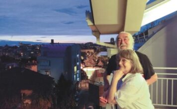 Kad je Zafir rekao da će se oženiti Senkom, roditelji su mu već bili ugovorili brak sa drugom: Bili šokirani izborom, a onda zbog nje u zatvor hteo da završi Kad je Zafir rekao da će se oženiti Senkom, roditelji su mu već bili ugovorili brak sa drugom: Bili šokirani izborom, a onda zbog nje u zatvor hteo da završi