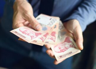 Kako da prestanete da živite od plate do plate: Uz ovaj jednostavan plan moći ćete da “ostavite nešto sa strane” i živite rasterećenije Kako da prestanete da živite od plate do plate: Uz ovaj jednostavan plan moći ćete da "ostavite nešto sa strane" i živite rasterećenije