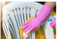 Kako najlakše očistiti bele plastične stolice? Trikovi uz koje će blistati kao da su sada stigle iz fabrike Kako najlakše očistiti bele plastične stolice? Trikovi uz koje će blistati kao da su sada stigle iz fabrike