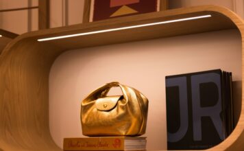 Longchamp osvajaju generaciju Z: Kako je pariska torba postala Instagram hit Longchamp osvajaju generaciju Z: Kako je pariska torba postala Instagram hit