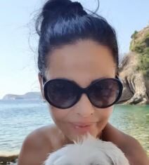 Maloletna rodila sina pa joj porodica njenog muža 10 godina branila da ga vidi: Naša pevačica preživela agoniju, a onda je jedan susret promenio sve Maloletna rodila sina pa joj porodica njenog muža 10 godina branila da ga vidi: Naša pevačica preživela agoniju, a onda je jedan susret promenio sve