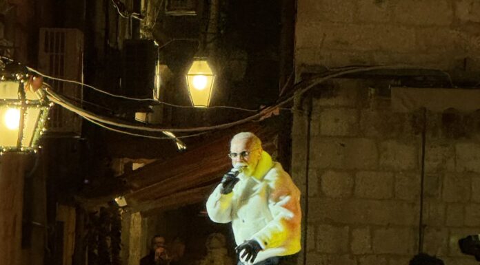 Merlin “uzeo” 150.000 eura, Prijović 100.000, Brena i Pejović po 80.000: Evo ko je koliko zaradio za doček Nove godine Merlin “uzeo” 150.000 eura, Prijović 100.000, Brena i Pejović po 80.000: Evo ko je koliko zaradio za doček Nove godine