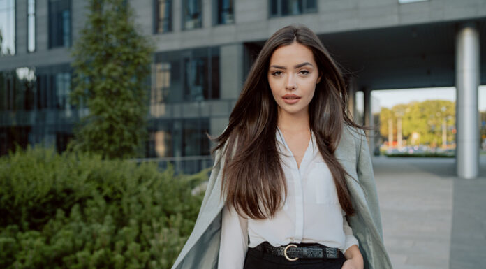 Moda za posao: Boje i uzorci za jesenju sezonu Moda za posao: Boje i uzorci za jesenju sezonu