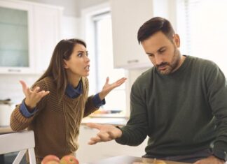 Moja žena Olga se ugojila i zapustila pa sam rešio da nađem ljubavnicu: Prevario sam je bez trunke kajanja, a onda mi se desio šok života Moja žena Olga se ugojila i zapustila pa sam rešio da nađem ljubavnicu: Prevario sam je bez trunke kajanja, a onda mi se desio šok života