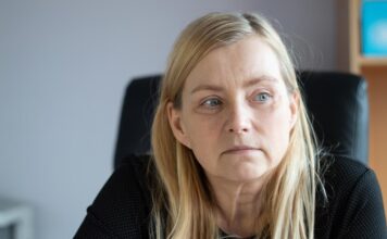 Muž mi je doveo bolesnu svekrvu u kuću i rekao: “Obećala si mi da ćeš biti uz mene u dobru i zlu, sad je vreme da se pokažeš” Tada i tu je nastao pakao Muž mi je doveo bolesnu svekrvu u kuću i rekao: "Obećala si mi da ćeš biti uz mene u dobru i zlu, sad je vreme da se pokažeš" Tada i tu je nastao pakao