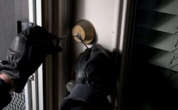 NA 0V0 MJEST0 VlŠE NEM0JTE 0STAVLJATl SV0JE DRAG0CJEN0STl: Lopovi prvo provjere ovih 5 mjesta u vašem domu NA 0V0 MJEST0 VlŠE NEM0JTE 0STAVLJATl SV0JE DRAG0CJEN0STl: Lopovi prvo provjere ovih 5 mjesta u vašem domu