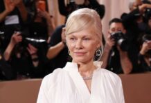 Nataša je samo njemu verovala, pa doživela jezivu smrt: Šapuno je da voli i da je vreme da umre, kada su saznali šta je uradio na dan sahrane, svi zanemeli Nataša je samo njemu verovala, pa doživela jezivu smrt: Šapuno je da voli i da je vreme da umre, kada su saznali šta je uradio na dan sahrane, svi zanemeli