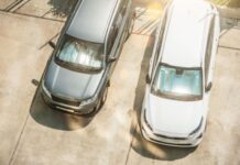 Noću mu komšinica obolela od šizofrenija upadala u stan, a on zatekao čoveka u ormaru: 15 najjezivijih priča koje su doživeli ljudi Noću mu komšinica obolela od šizofrenija upadala u stan, a on zatekao čoveka u ormaru: 15 najjezivijih priča koje su doživeli ljudi